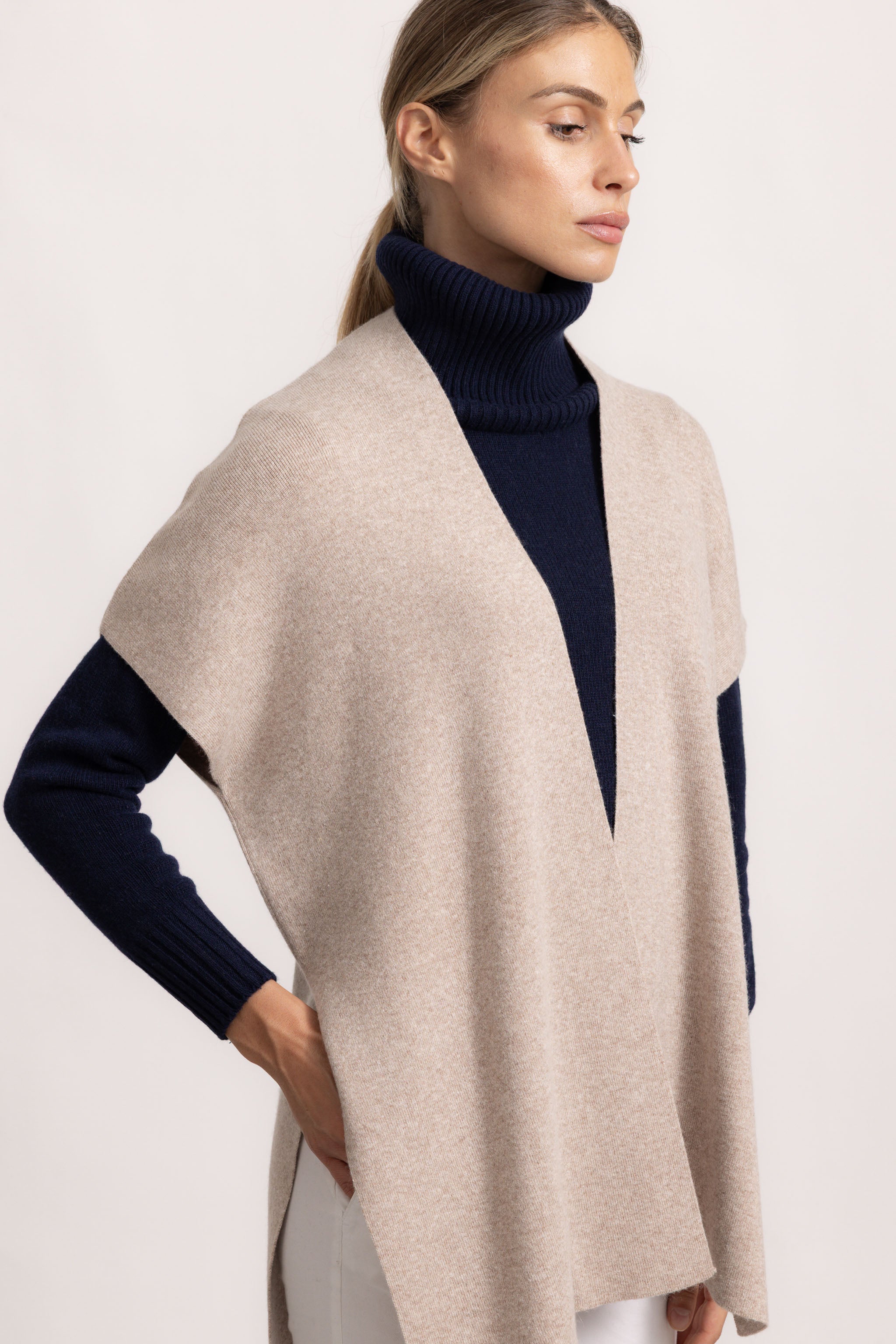 CATERINA - Poncho gilet (Beige Scuro)