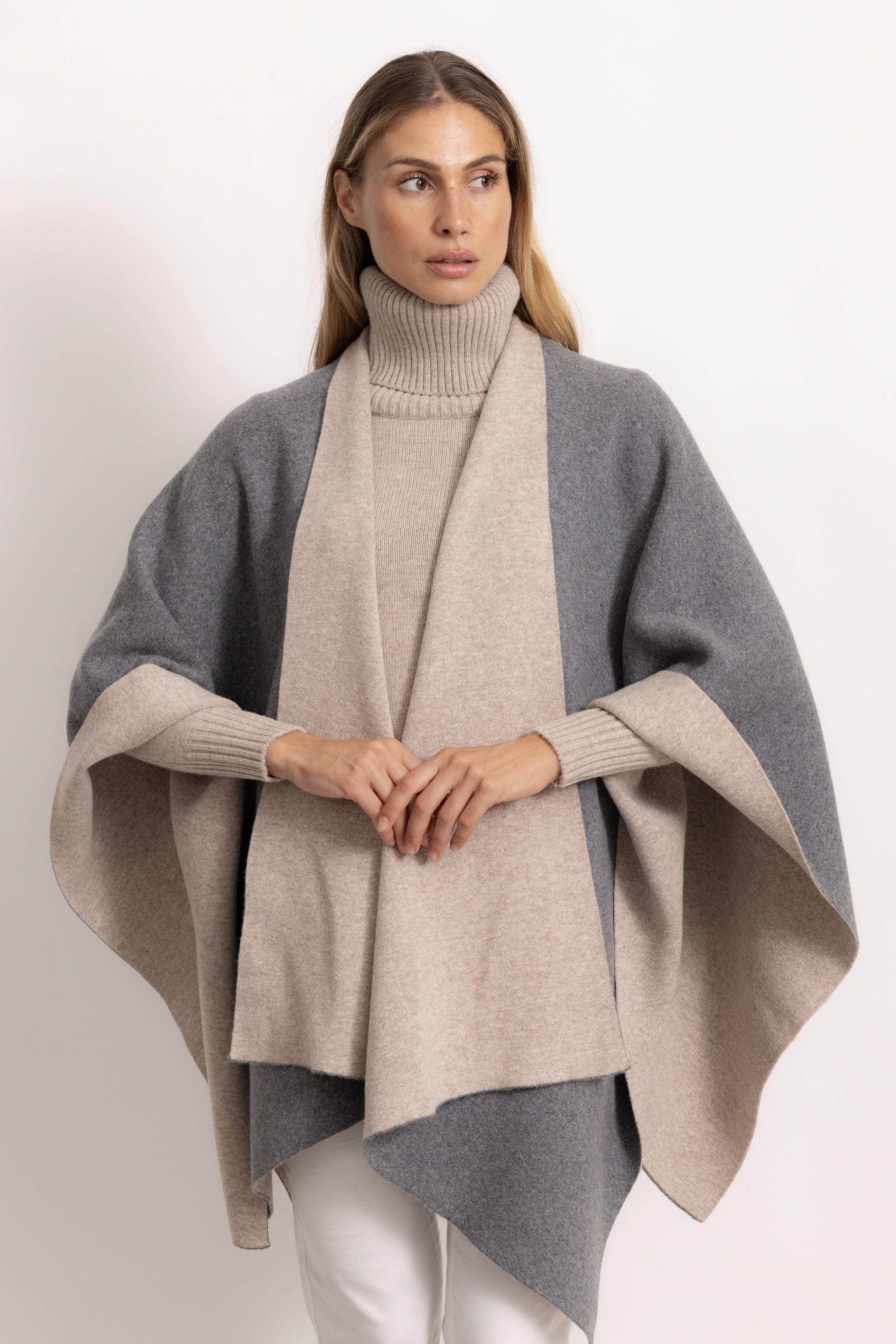 DIANA - Poncho double face (Grigio/Beige Medio)