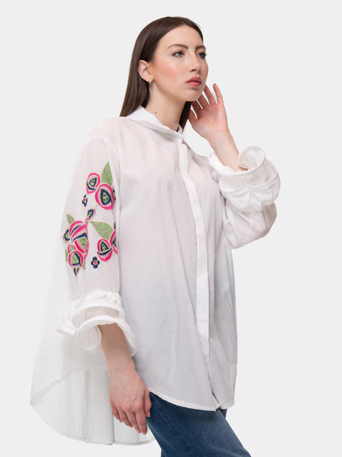 Camicia FLAMENCO - Roselline geometriche su braccio - Rosa blu e verde su bianco