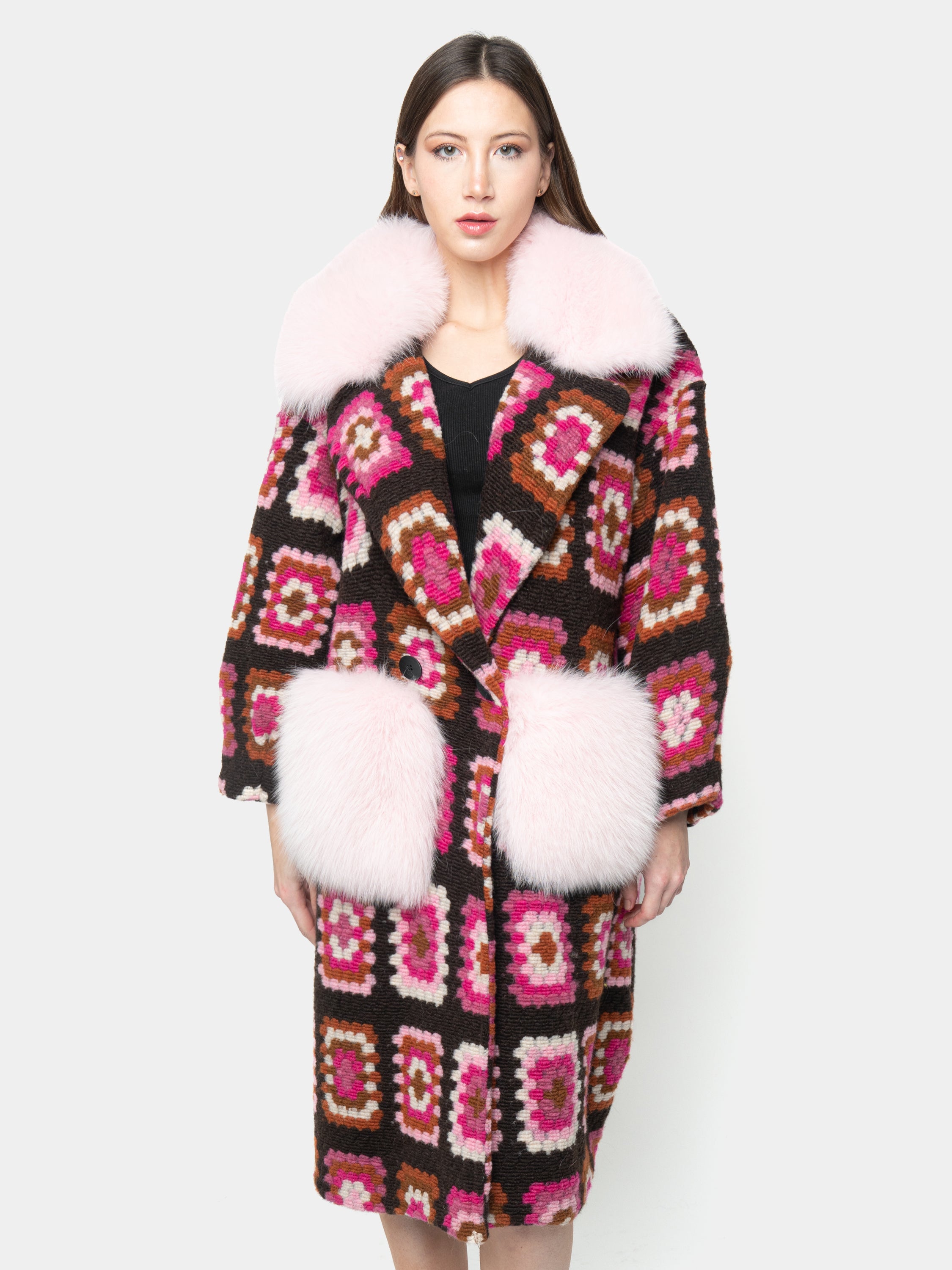 COAT - pockets and collar in fuchsia and brown fox fur