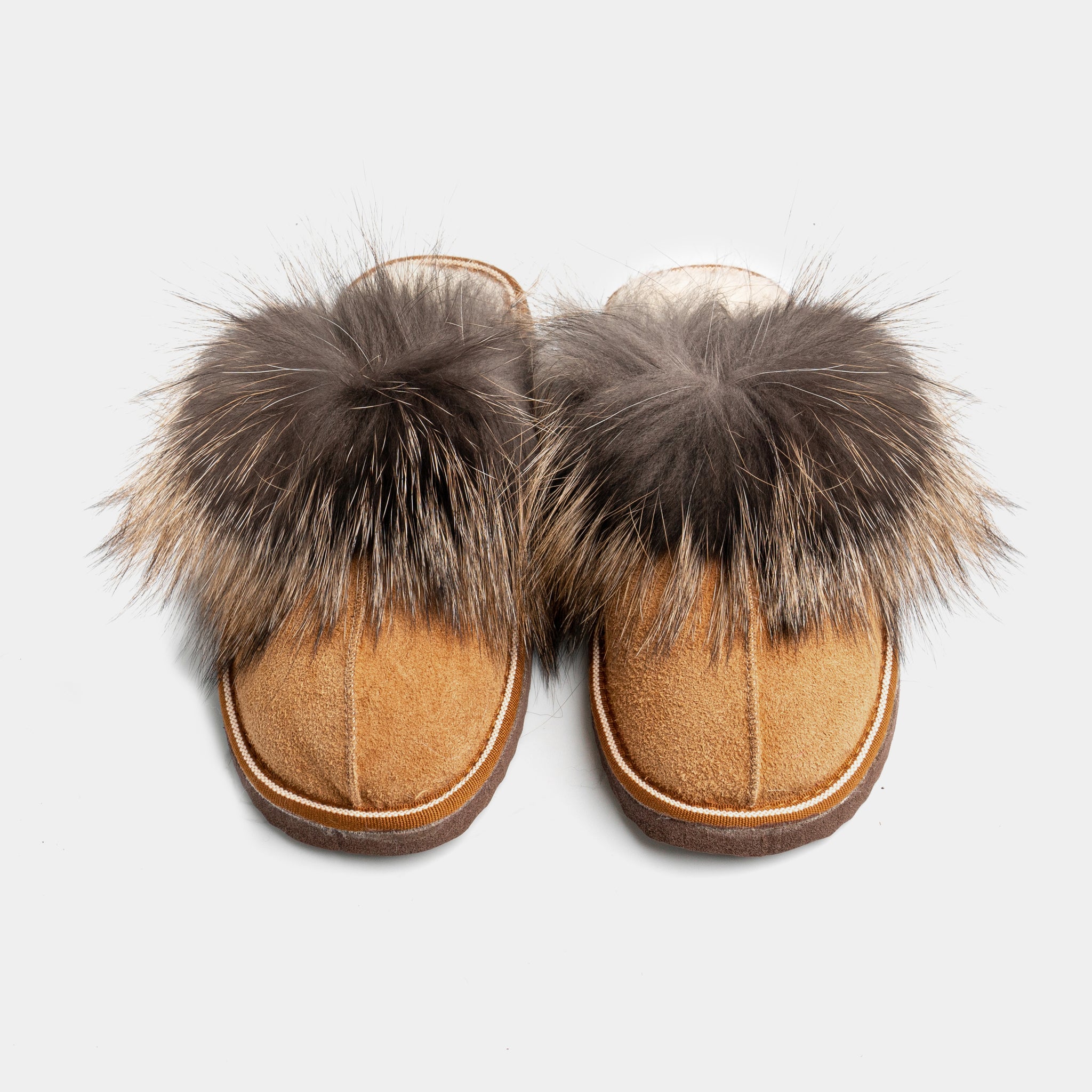 Cervinia - Closed suede slipper with Sheepskin and Camel Fox