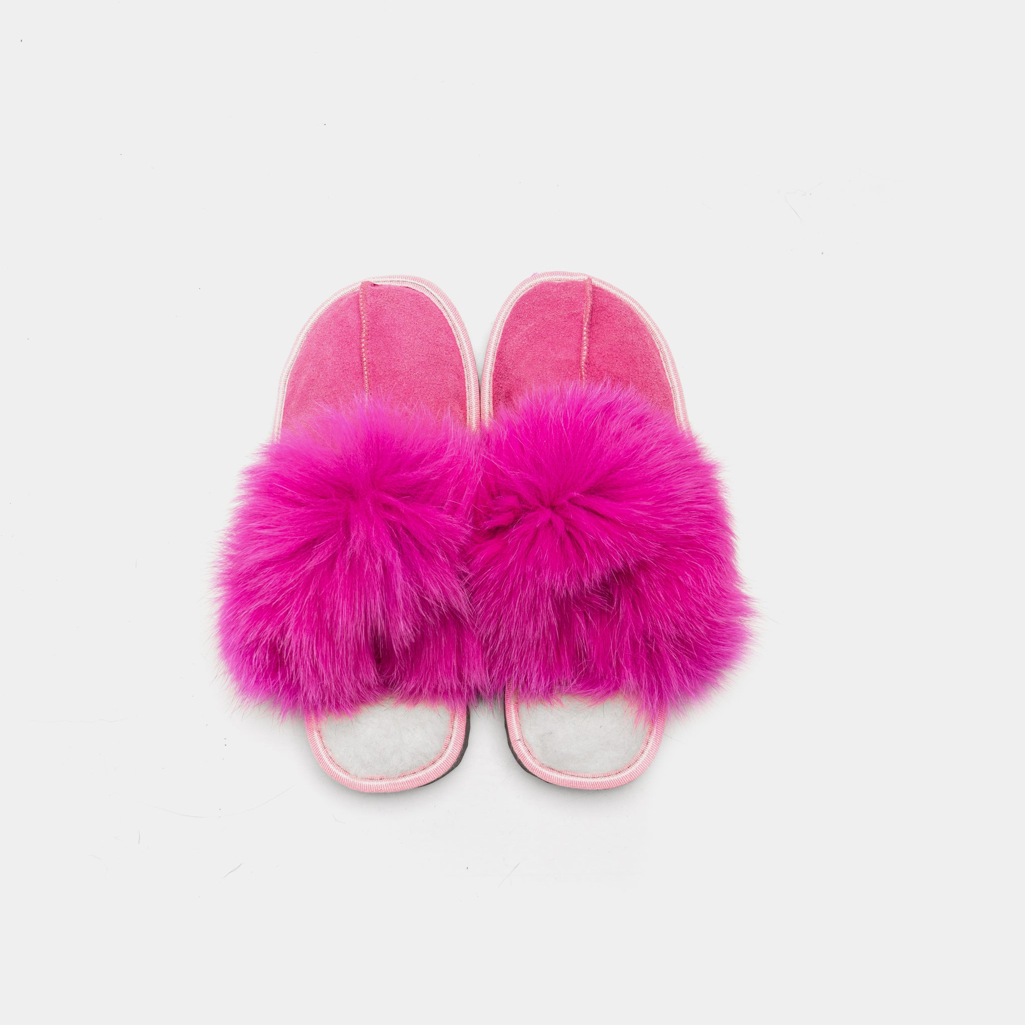 Cervinia - Closed suede slipper with Fuchsia Sheepskin and Fox