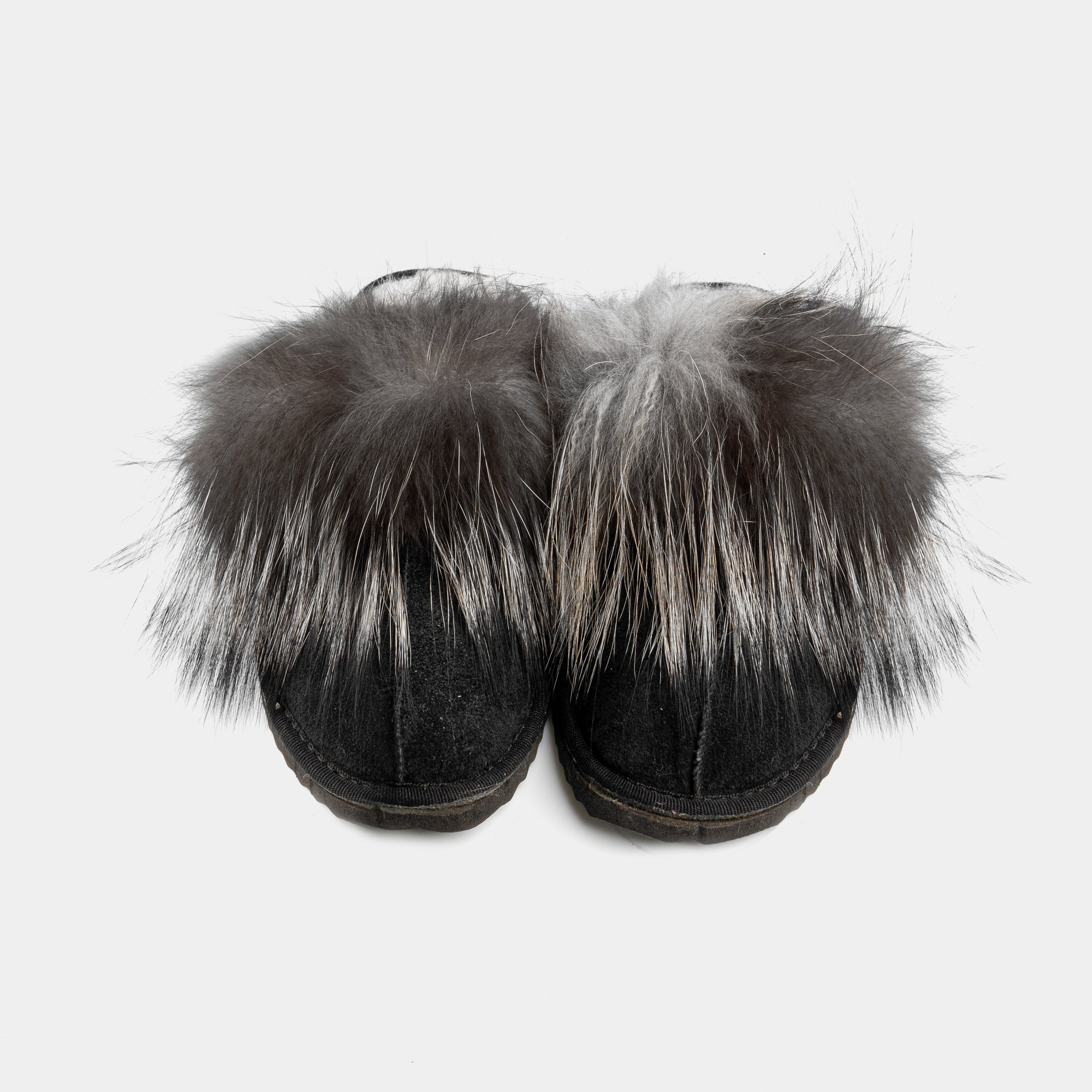 Cervinia - Closed suede slipper with Sheepskin and Black Fox