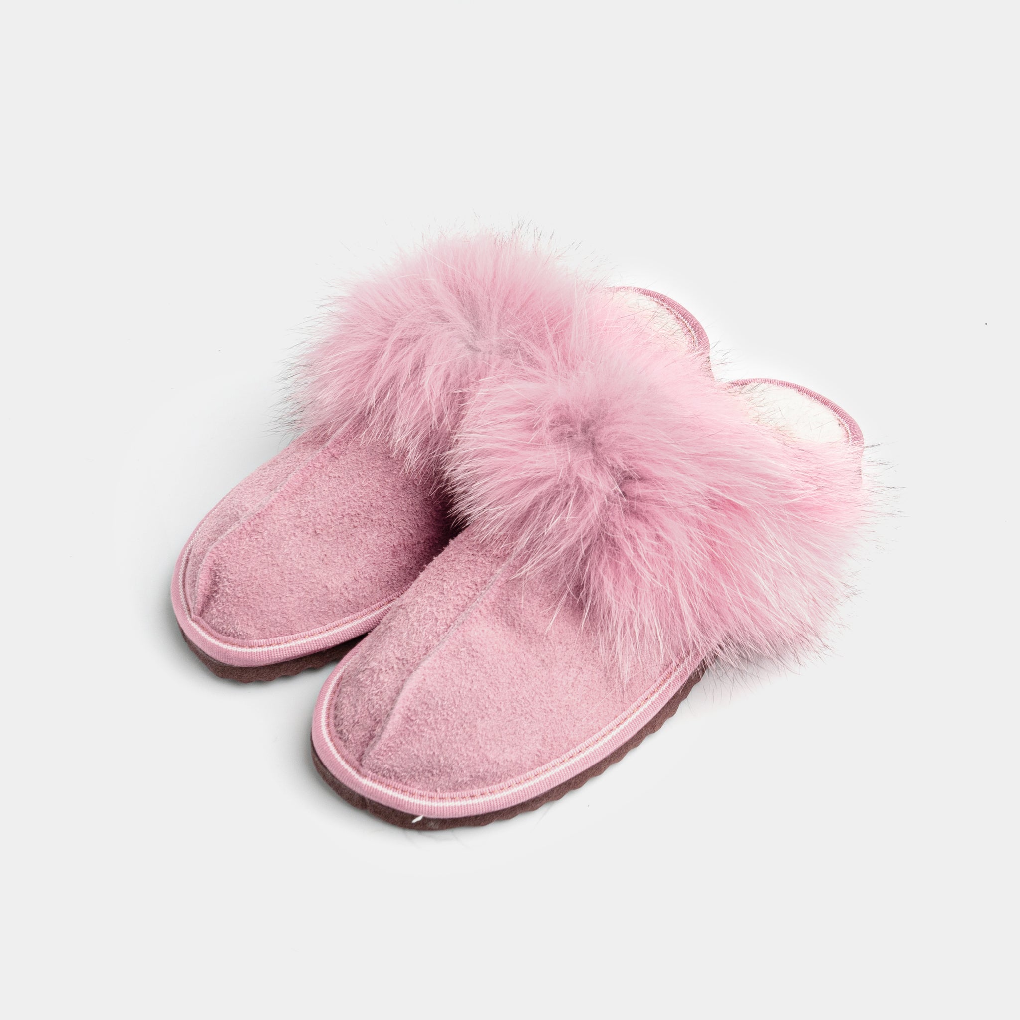 Cervinia - Closed suede slipper with Sheepskin and Pink Fox