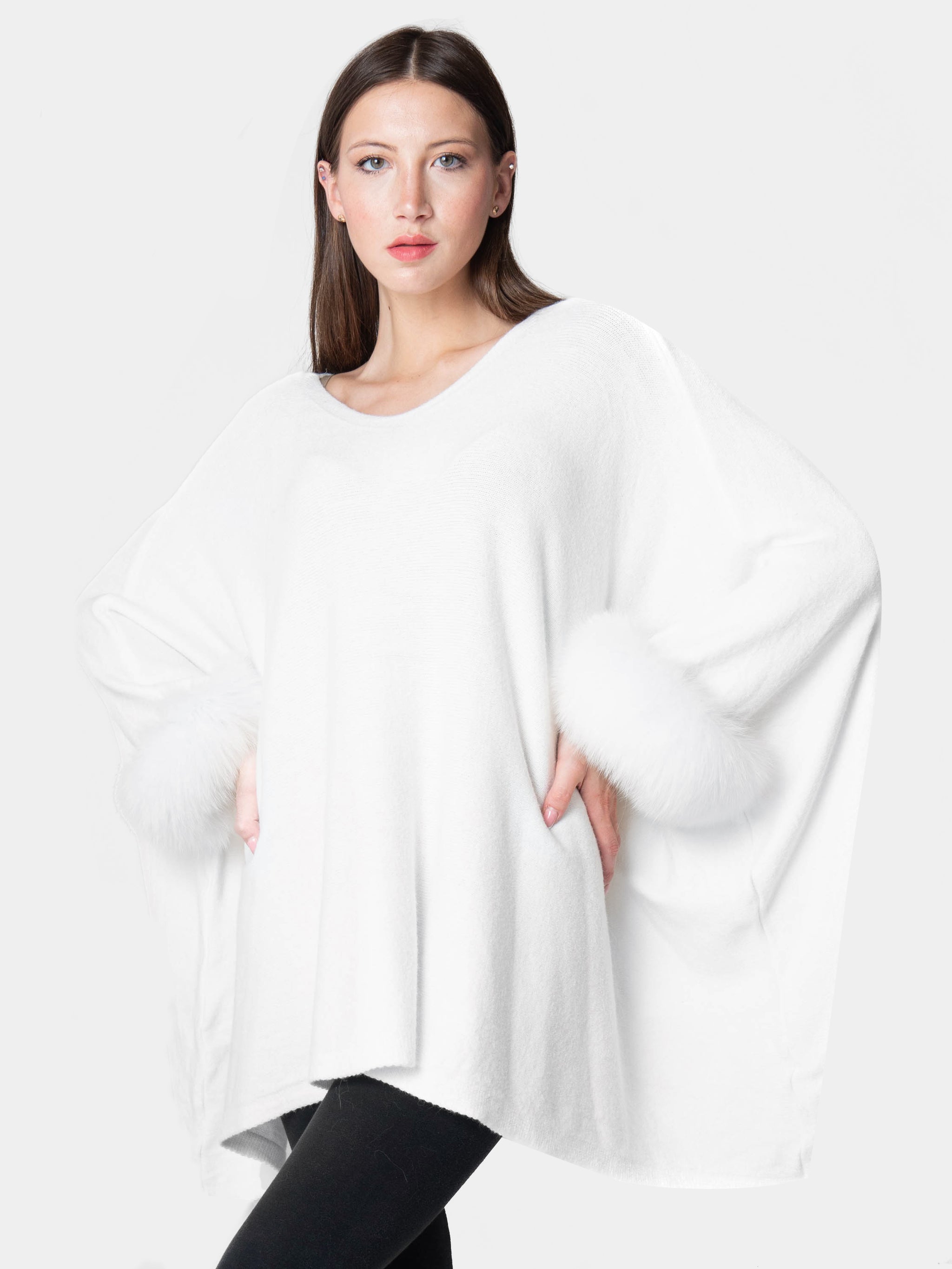 Londra - Poncho con pelo sui polsini Bianco