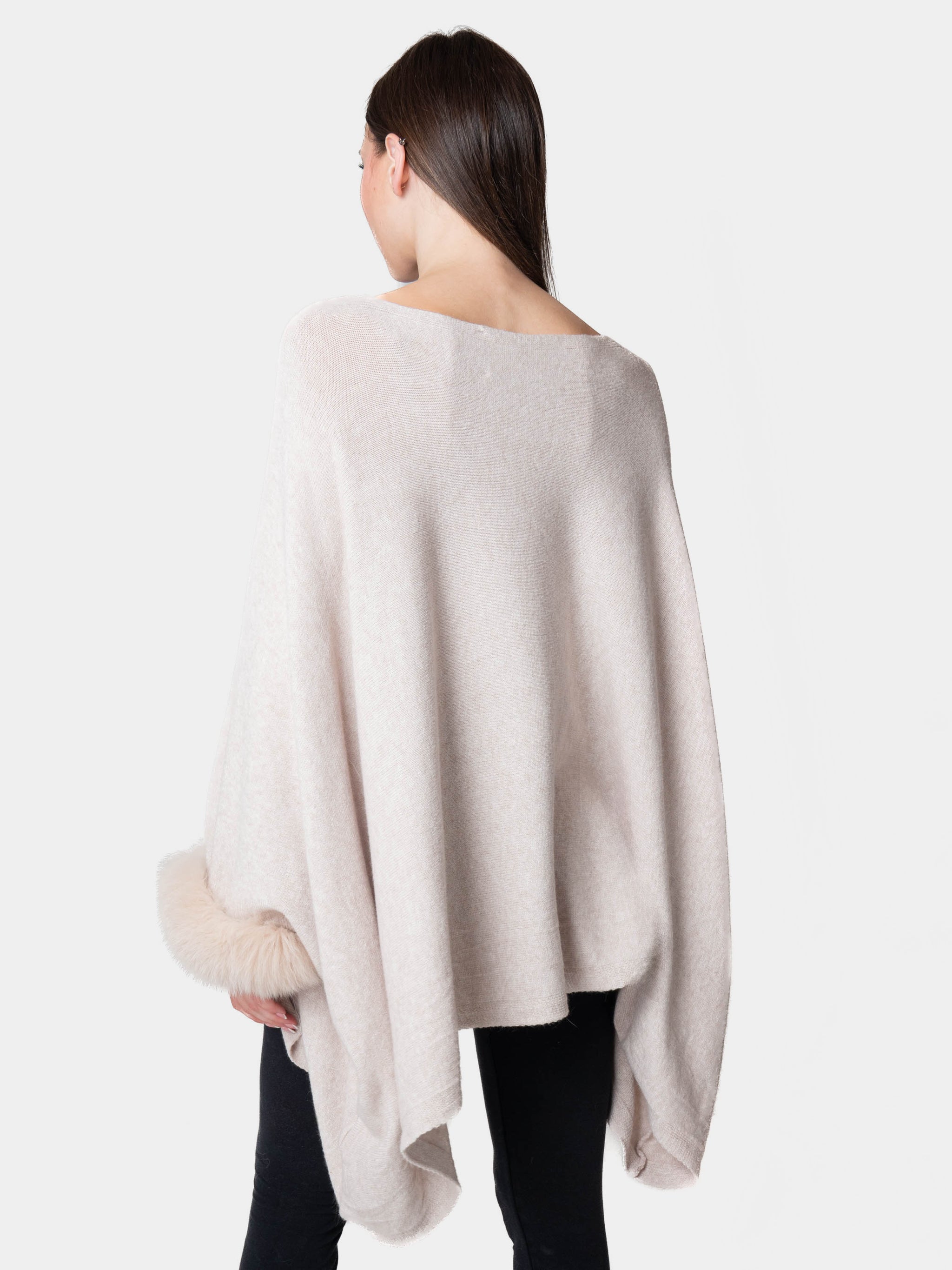 London - Poncho with fur on the cuffs Sand