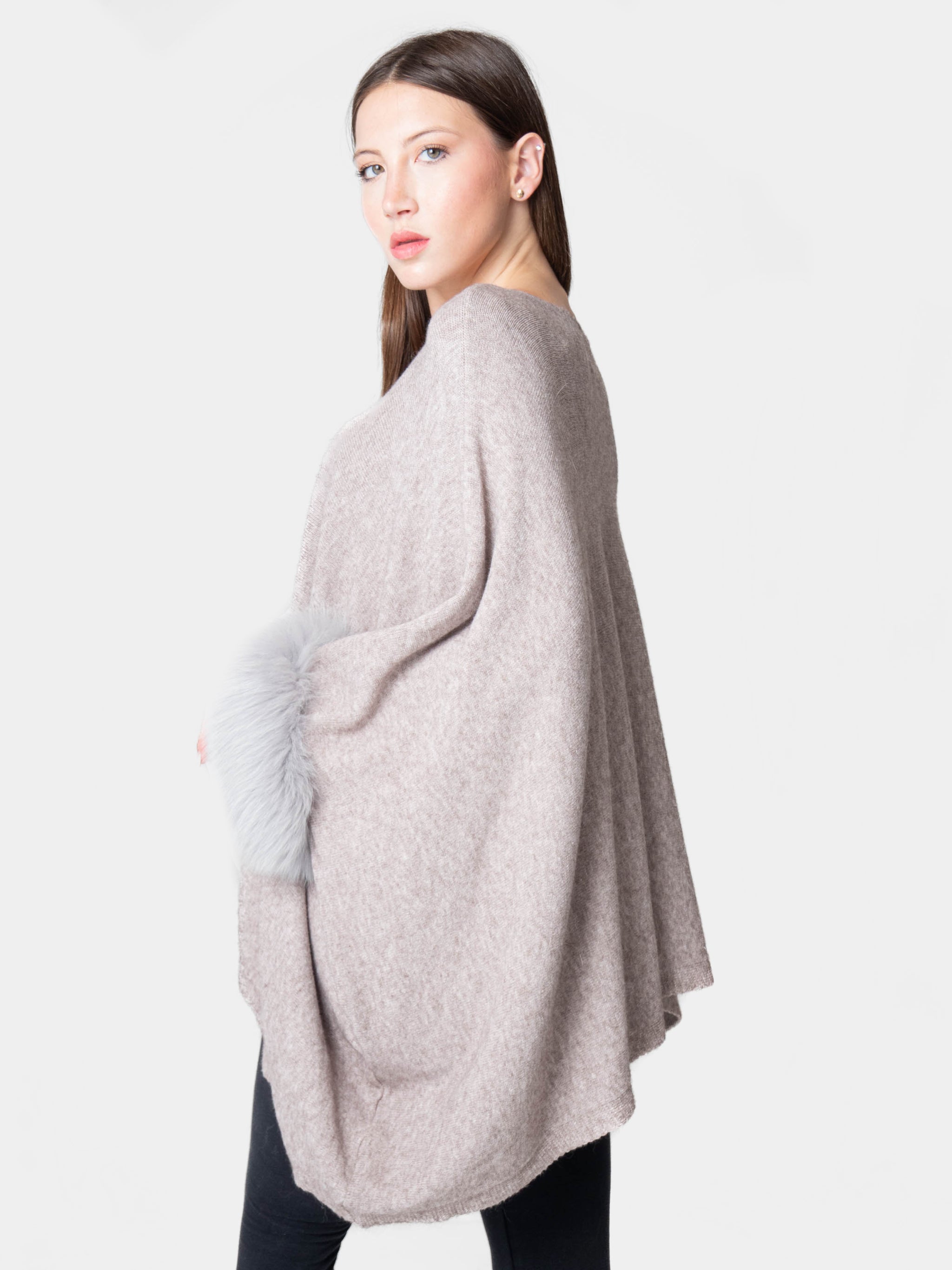 Londra - Poncho con pelo sui polsini Taupe