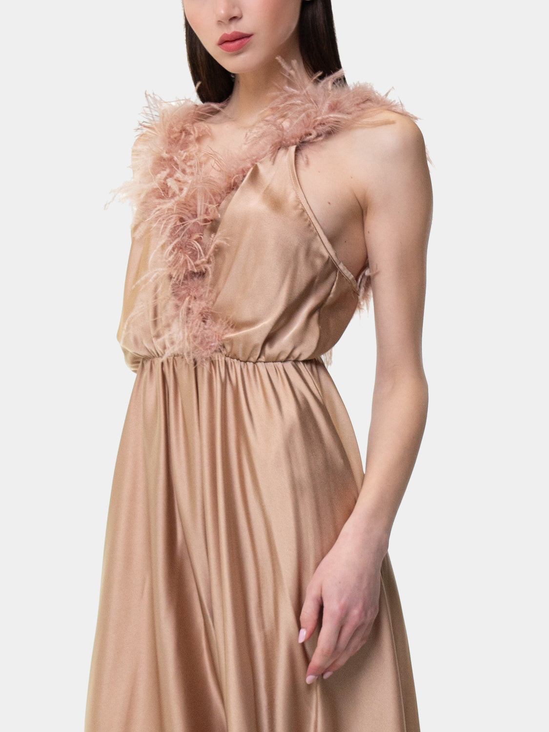 PIETRASANTA - Dress with feathers on the neckline - Antique Pink