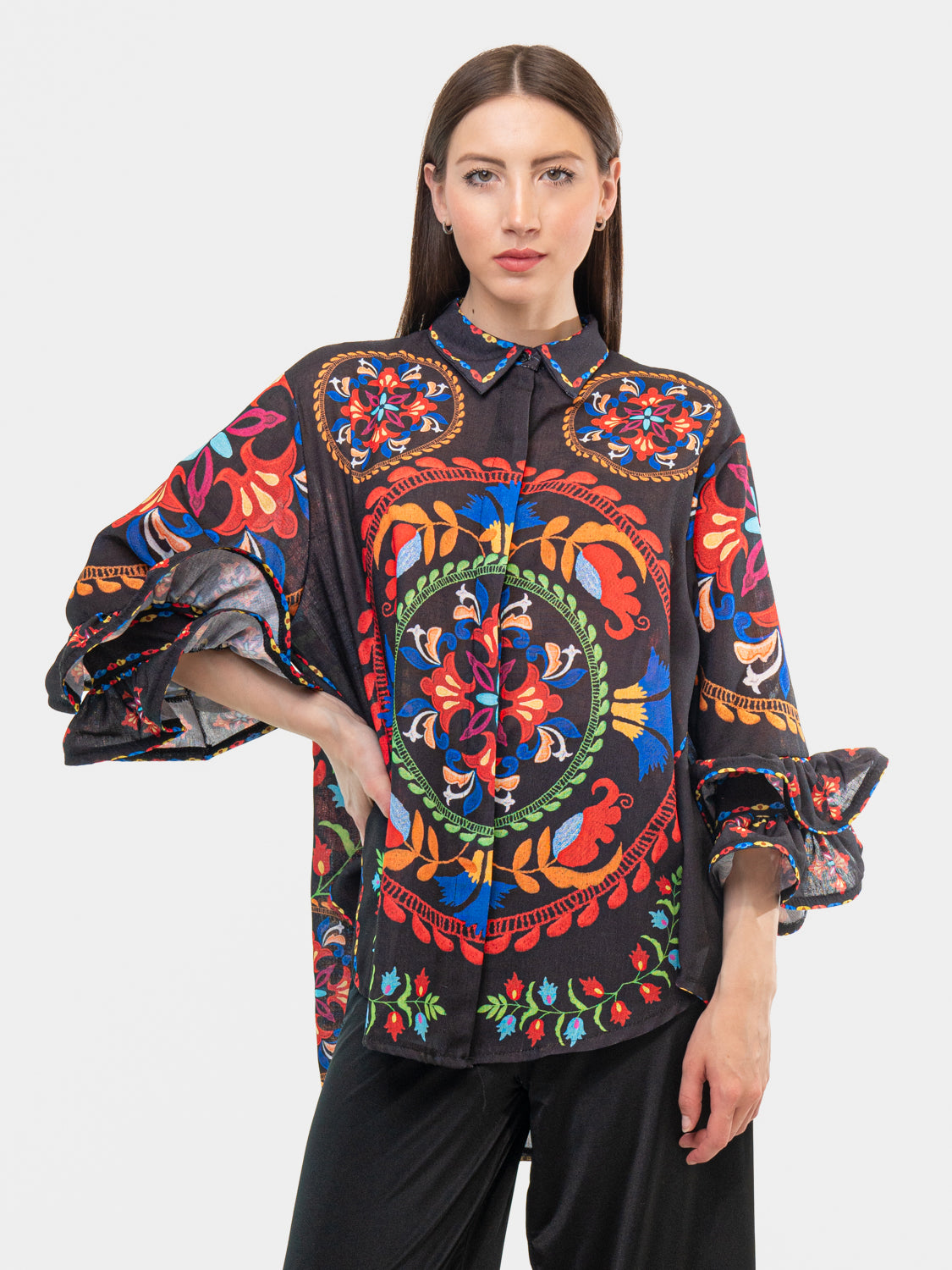 Camisa FLAMENCA - Negra con Estampado Floral y Geométrico