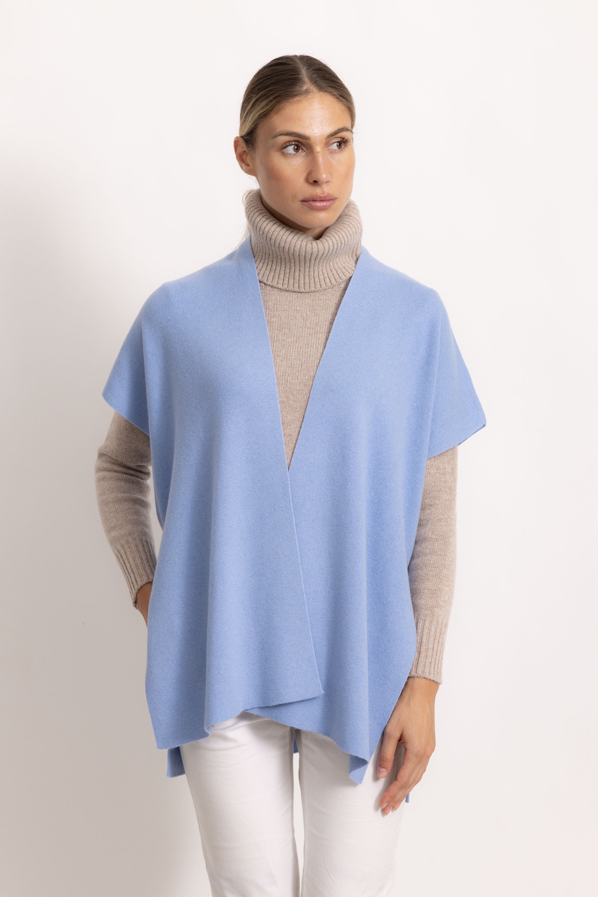 CATERINA - Poncho gilet (Polvere)