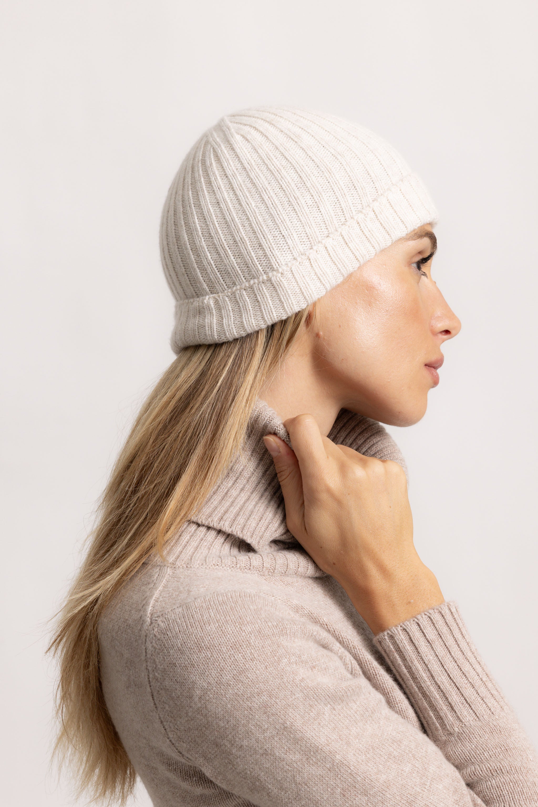 COSTANZA - Cappello a coste (Beige Chiaro)