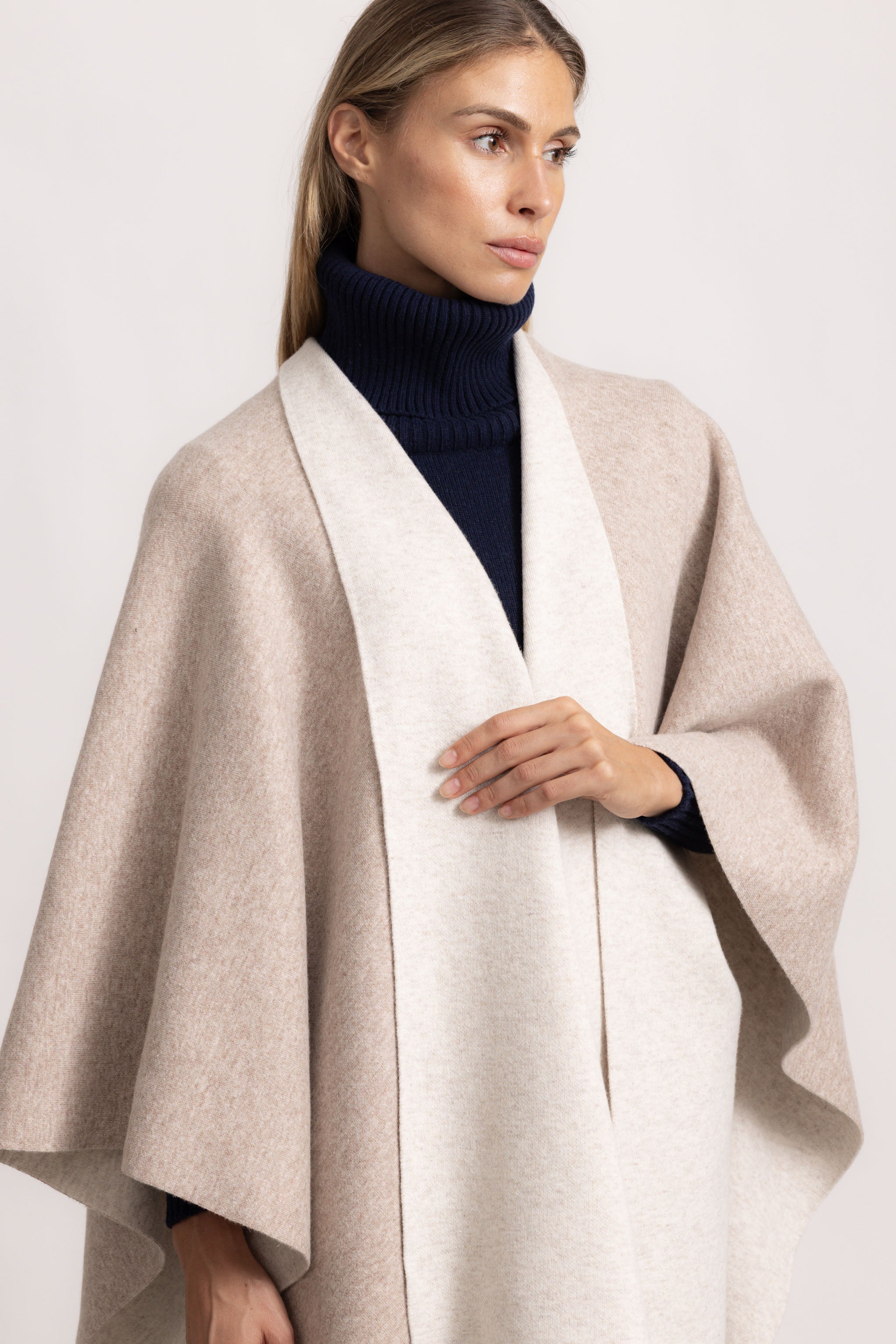DIANA - Poncho double face (Beige Chiaro/Beige Medio)
