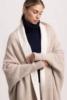 GINEVRA - Poncho con maniche (Beige Medio/Beige Chiaro)