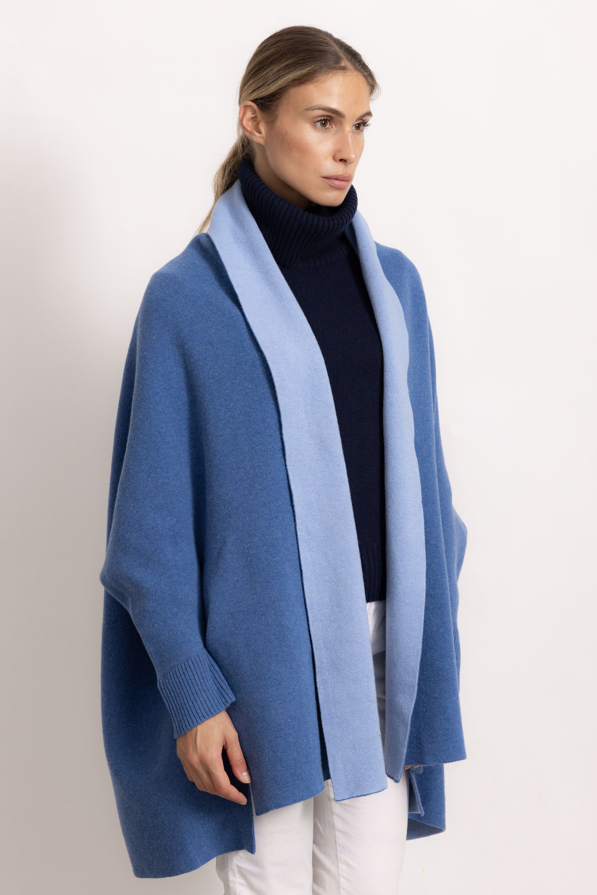 GINEVRA - Poncho con maniche (Jeans/Polvere)