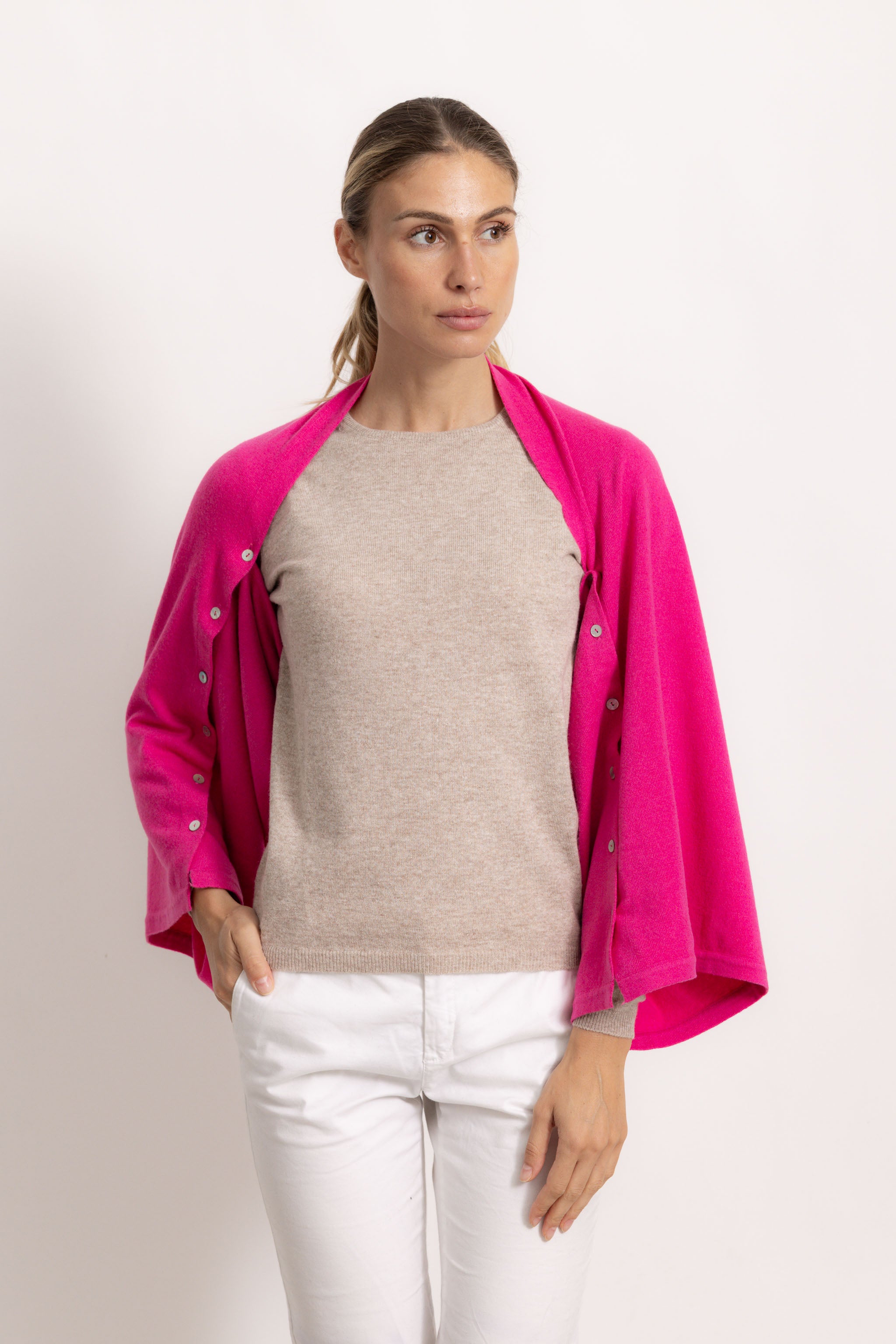 LAVINIA - Poncho con bottoni (Fucsia)