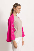 LAVINIA - Poncho con bottoni (Fucsia)