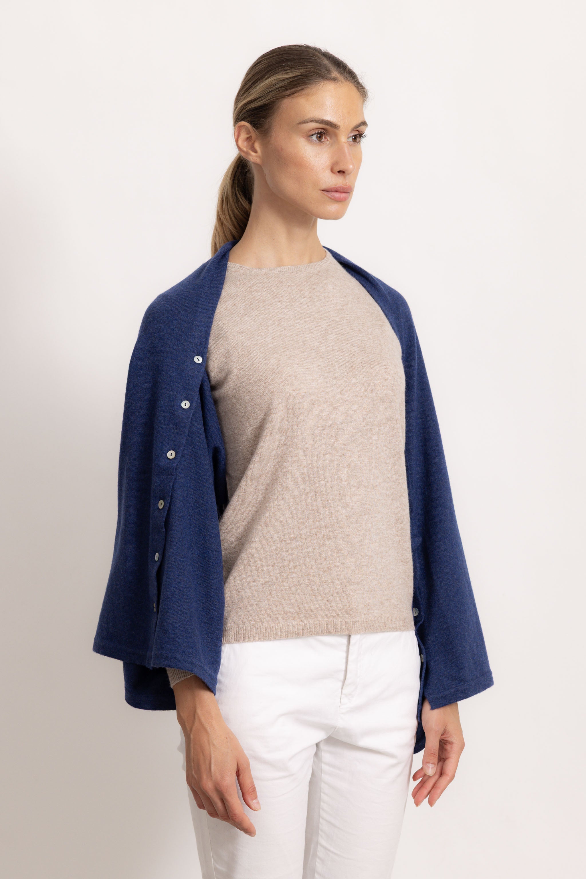 LAVINIA - Poncho con bottoni (Marine)