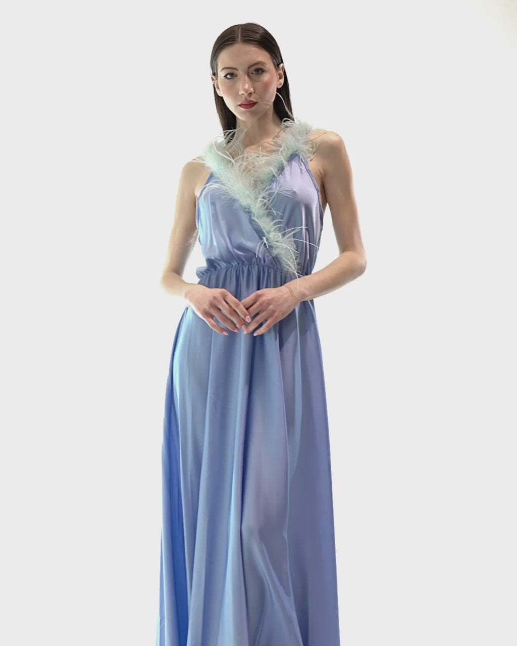 PIETRASANTA - Dress with feathers on the neckline - Light blue