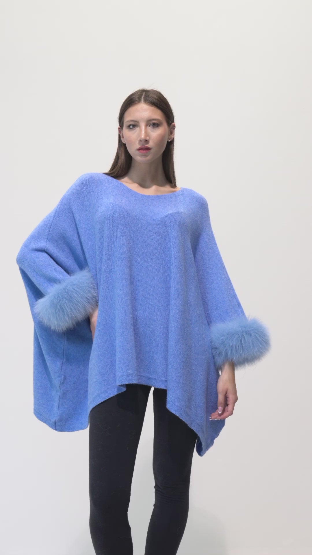 London - Poncho with fur on the cuffs Light Blue