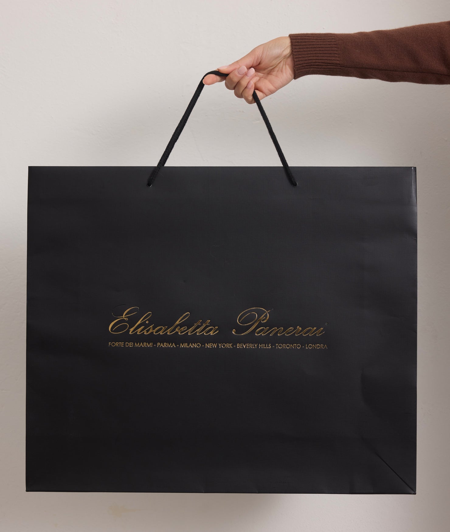 STOCCOLMA Cappotto con tasche e bordatura collo in volpe (Nero