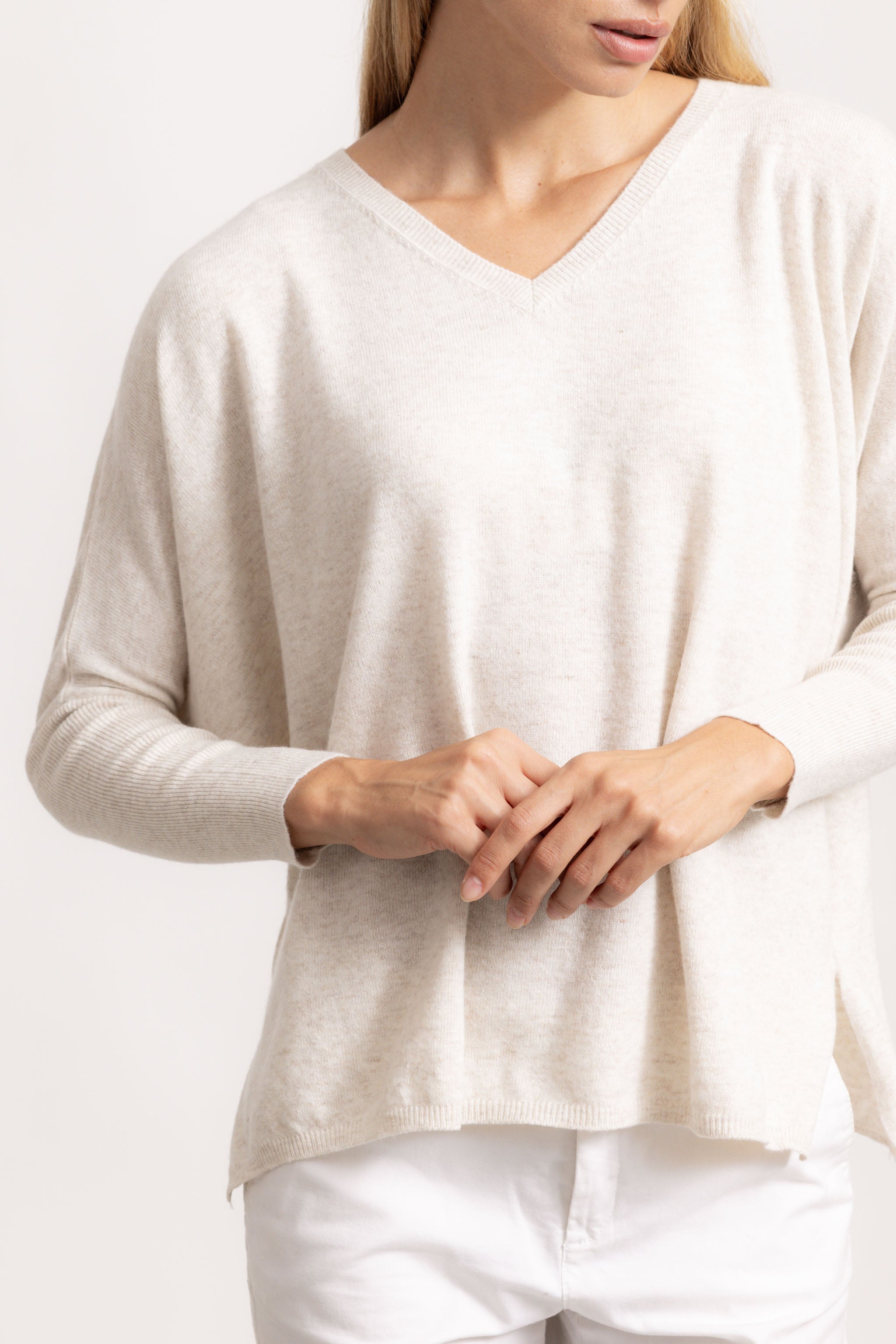 VITTORIA - Maglione con scollo v (Beige Medio)