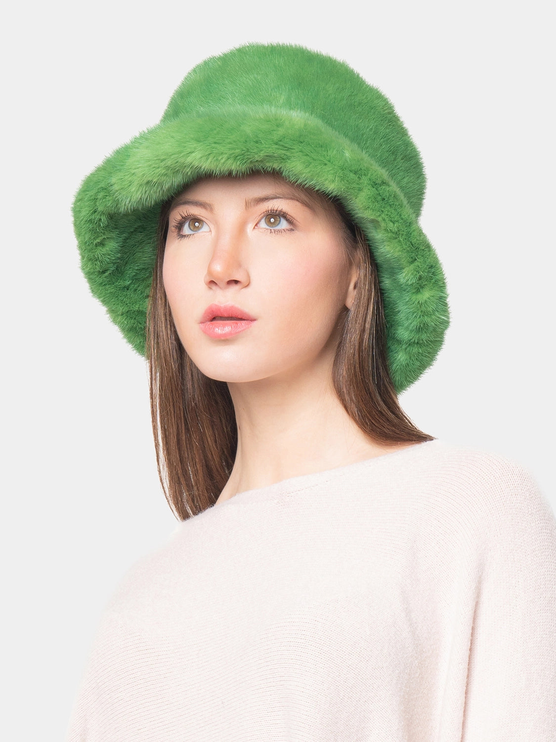 BUCKET HAT - in green mink