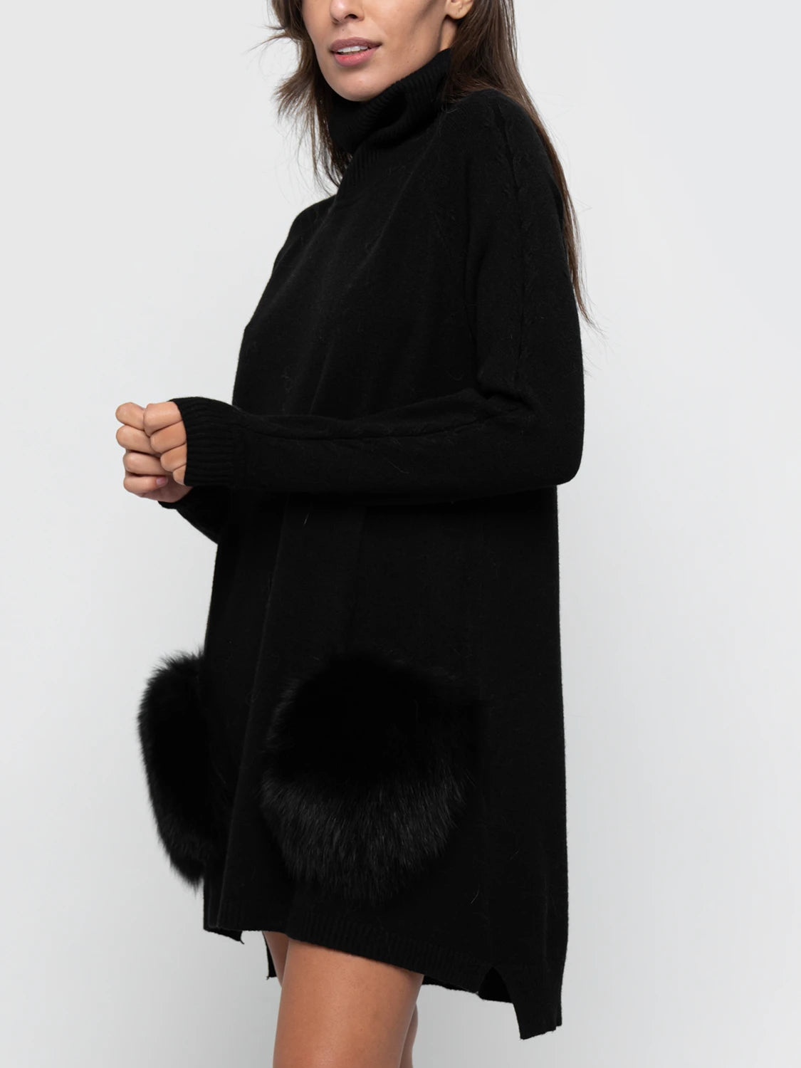 SHORT DRESS - pockets in black fox fur