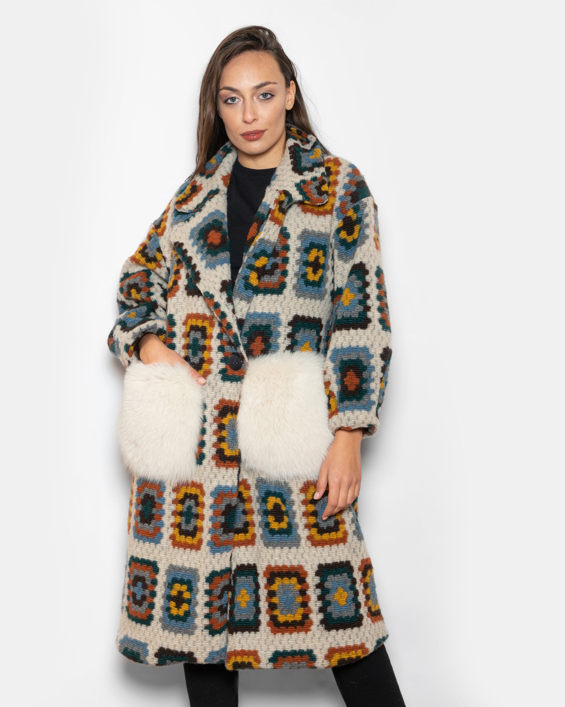 VIENNA Crochet Cappotto con tasche in volpe (Sabbia