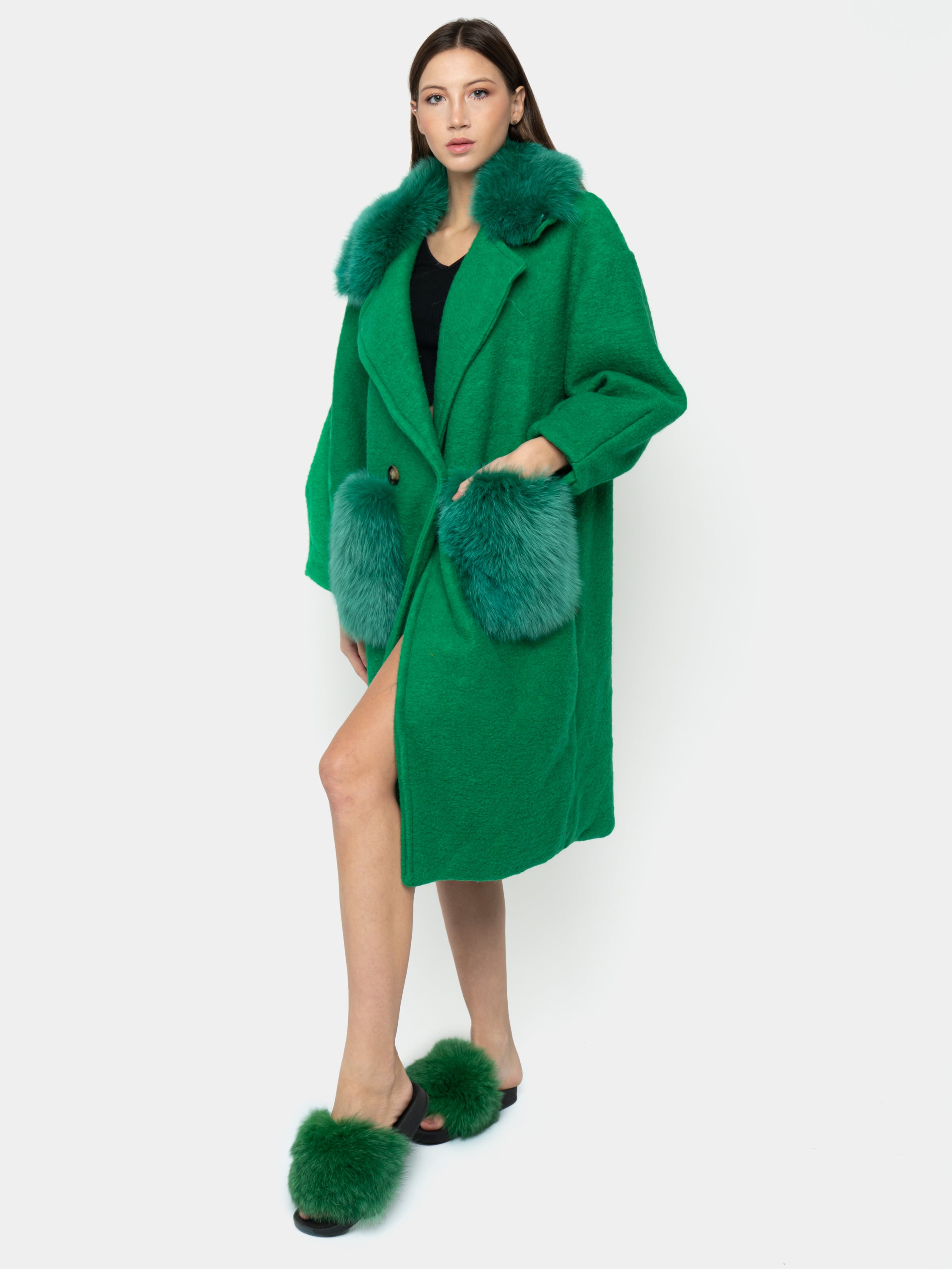 COAT - green fox collar and pockets