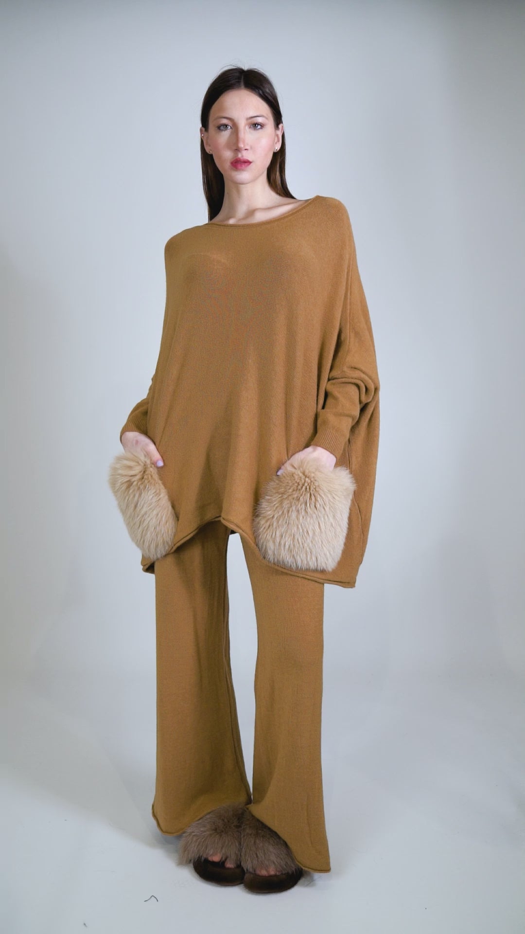 CAPRI - beige fox pockets