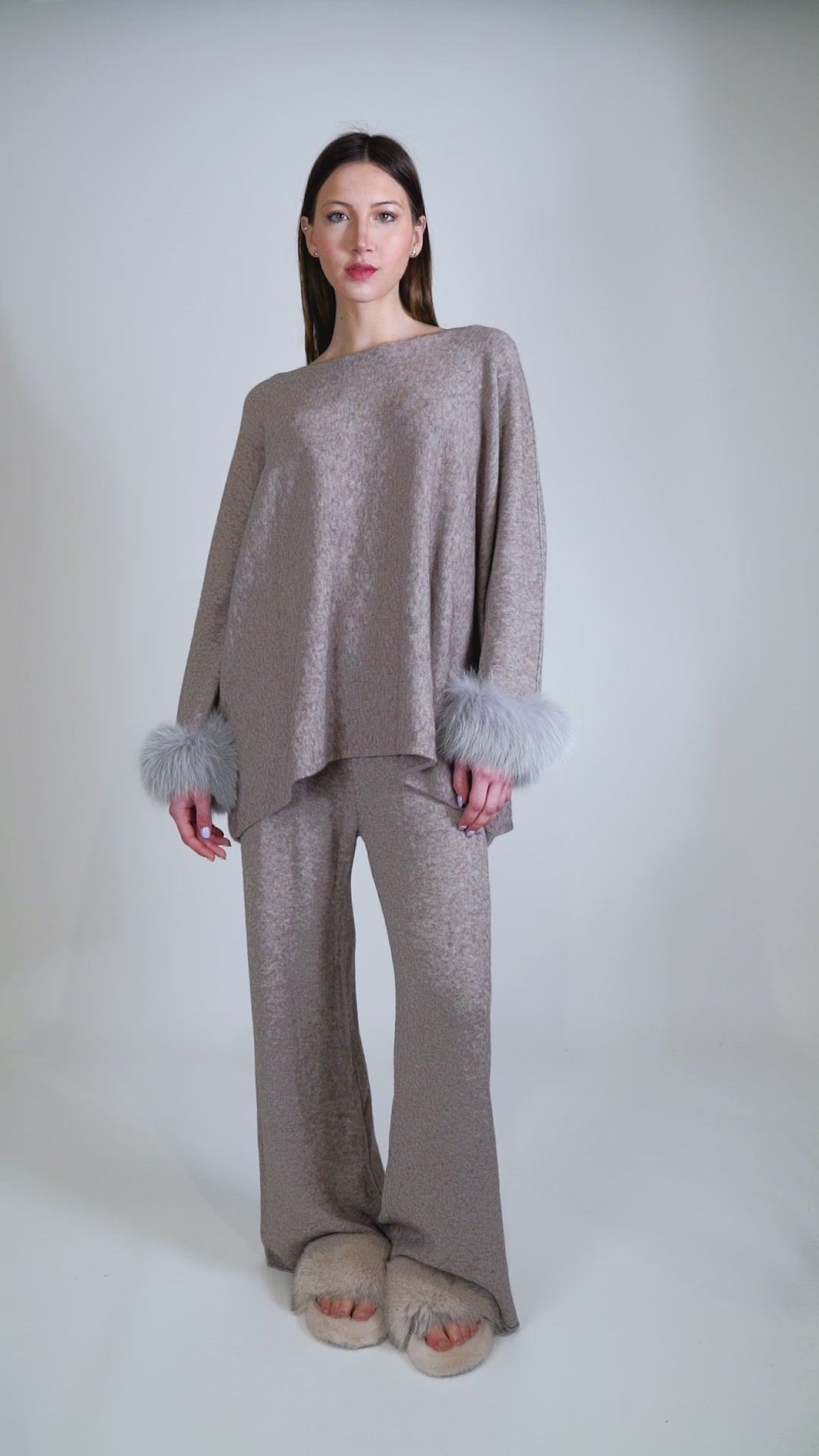 AMALFI - Viscose jumpsuit with gray fox fur cuffs