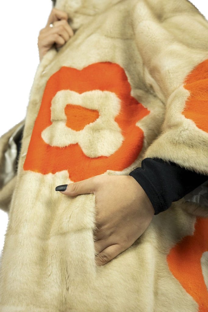 Cappotto lungo in Pelliccia di Visone con intarsi Floreali in Visone colore Arancio - Elisabettapanerai