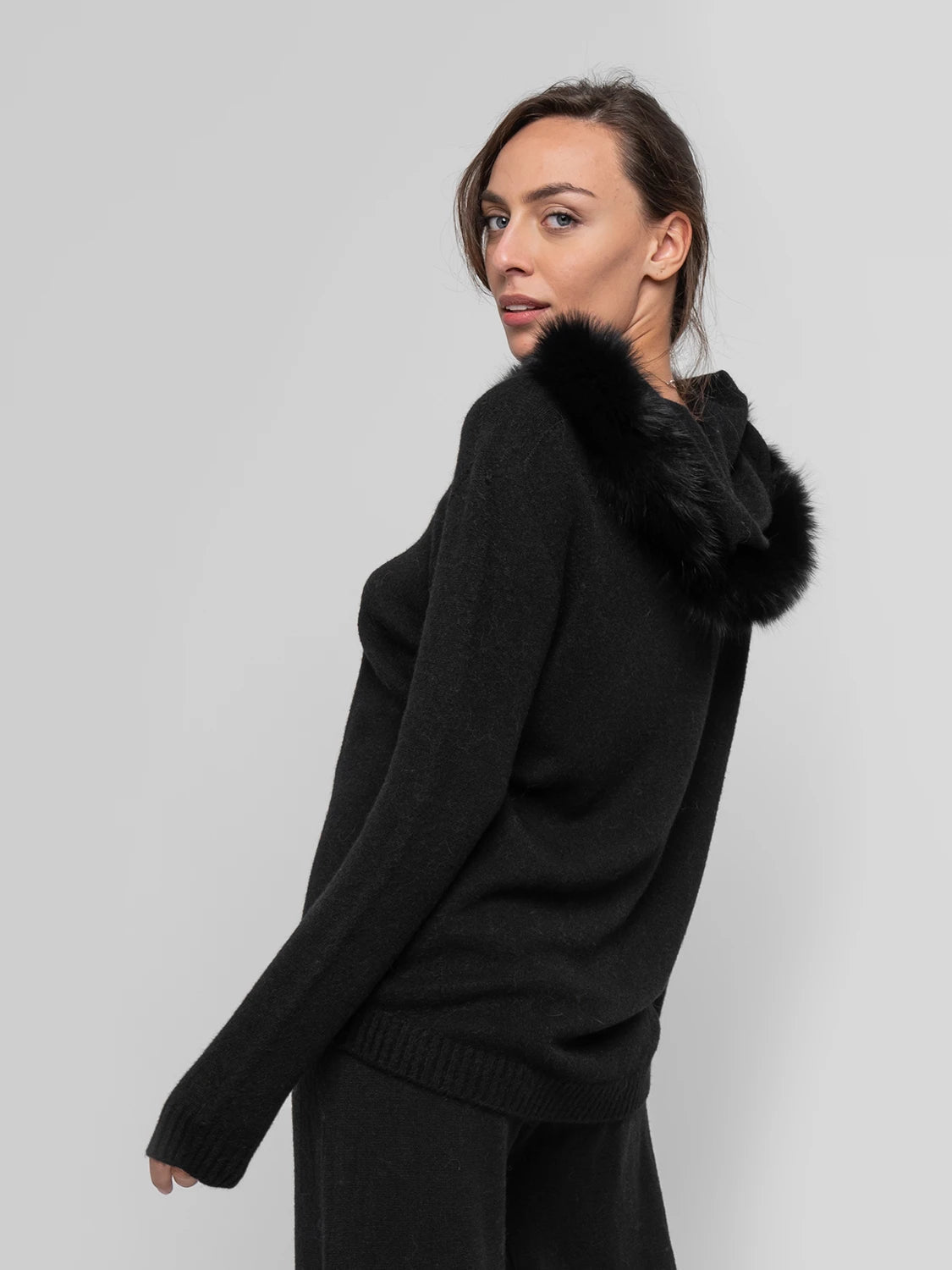 POSITANO - nero pelo cappuccio - Elisabettapanerai